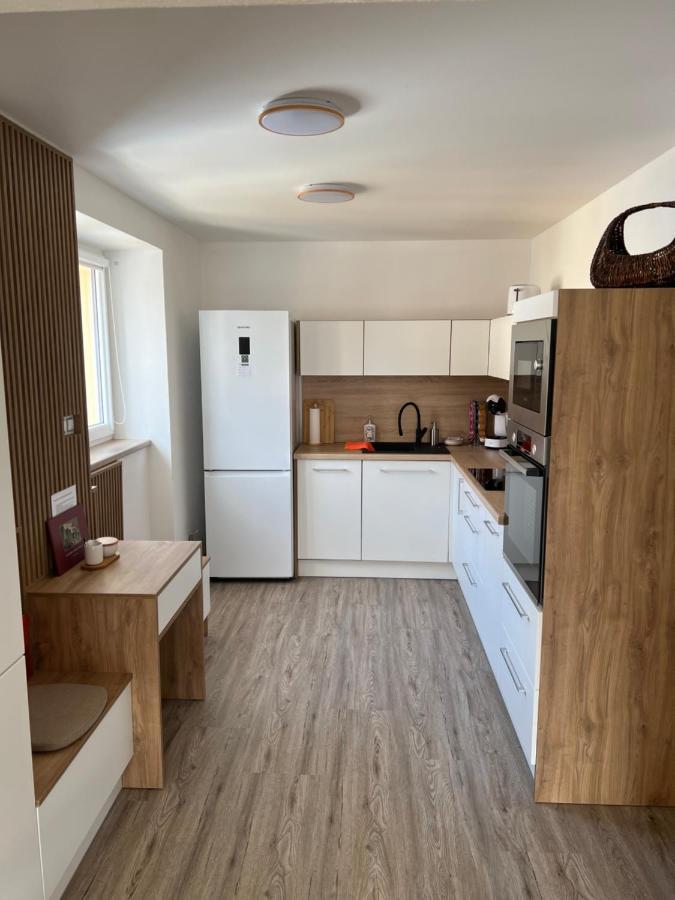 Apartman Md Apartment จัตซแลร์ช ภายนอก รูปภาพ